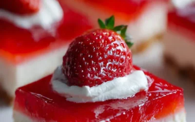 Strawberry Pretzel Jello Salad: A Classic Southern Dessert