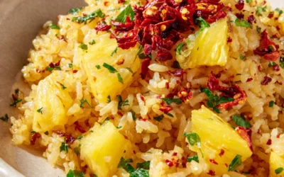 Pineapple Rice: A Tropical Delight with Coconut, Spicy Ginger, and Asian Flavors