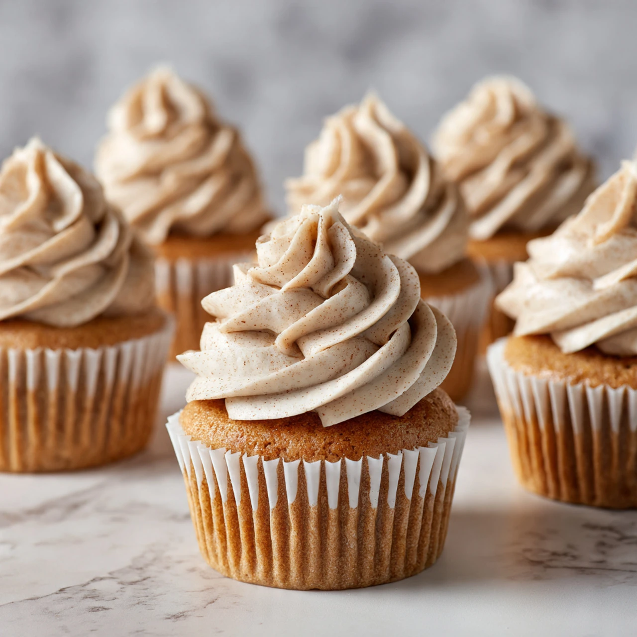 Banana Cupcakes With Cinnamon Buttercream Banana Cupcakes Cinnamon Buttercream
