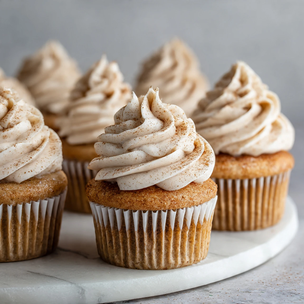 Banana Cupcakes With Cinnamon Buttercream Banana Cupcakes Cinnamon Buttercream